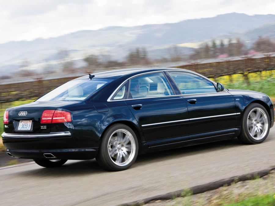  Audi A8 L W12 Quattro (D3) 2008 года  (NA) (фото 5 из 8)